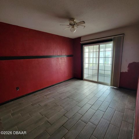 4 Bogey Circle, New Smyrna Beach, FL 32168