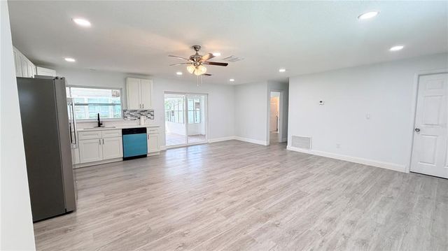 4106 KINGSBRIDGE DRIVE, Orlando, FL 32839