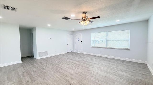4106 KINGSBRIDGE DRIVE, Orlando, FL 32839