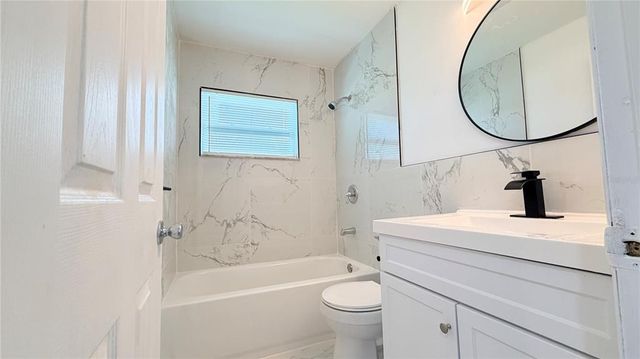 4106 KINGSBRIDGE DRIVE, Orlando, FL 32839