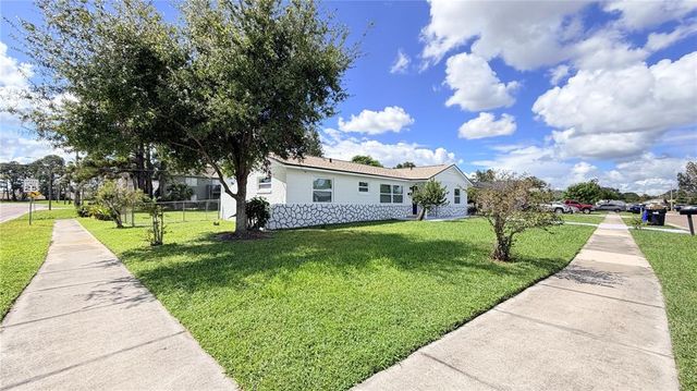 4106 KINGSBRIDGE DRIVE, Orlando, FL 32839