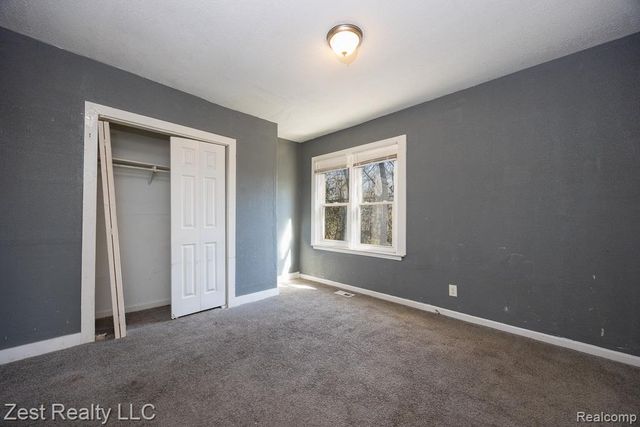 3795 Kendall Street, Detroit, MI 48238