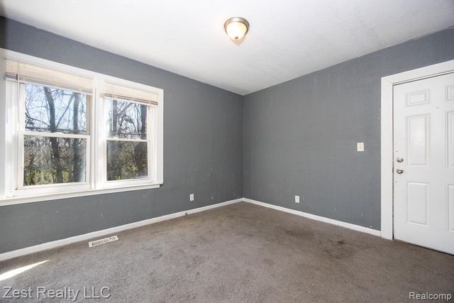 3795 Kendall Street, Detroit, MI 48238