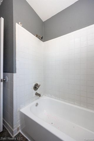3795 Kendall Street, Detroit, MI 48238