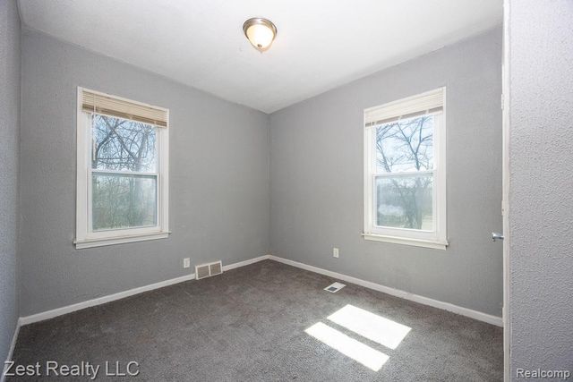 3795 Kendall Street, Detroit, MI 48238