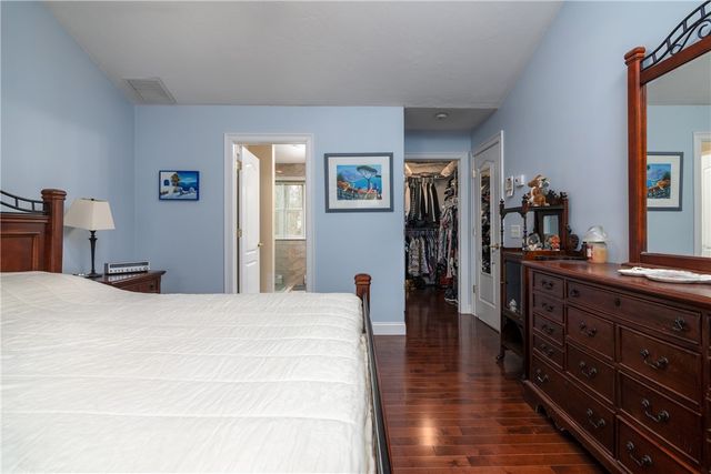 5 Hazelton Lane, South Kingstown, RI 02892