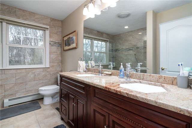 5 Hazelton Lane, South Kingstown, RI 02892