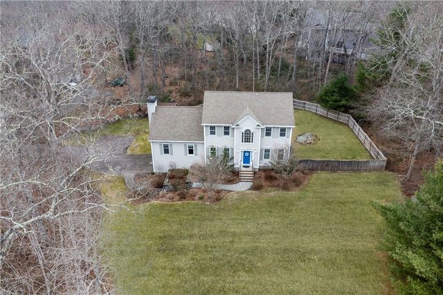 5 Hazelton Lane, South Kingstown, RI 02892