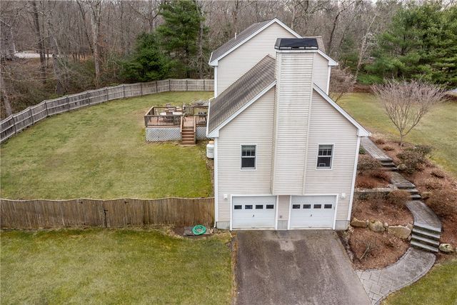 5 Hazelton Lane, South Kingstown, RI 02892