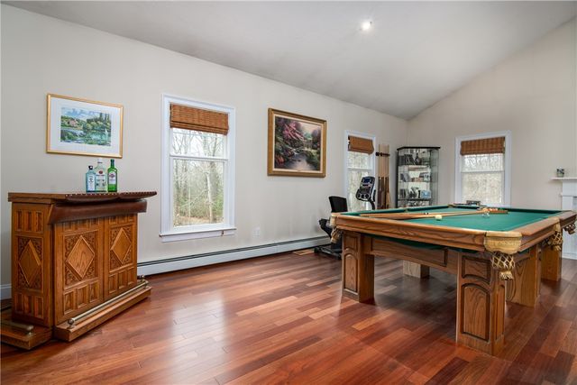 5 Hazelton Lane, South Kingstown, RI 02892