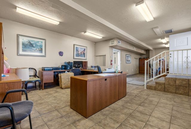 3821 Commercial Street NE, Albuquerque, NM 87107