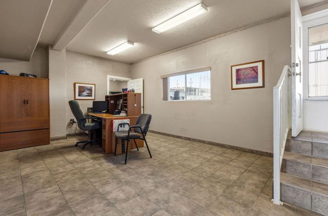 3821 Commercial Street NE, Albuquerque, NM 87107