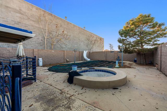 3821 Commercial Street NE, Albuquerque, NM 87107