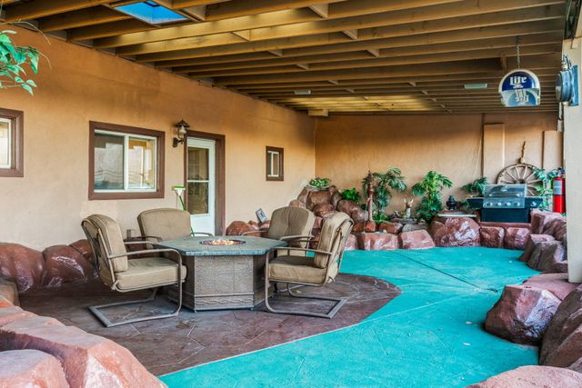 3821 Commercial Street NE, Albuquerque, NM 87107