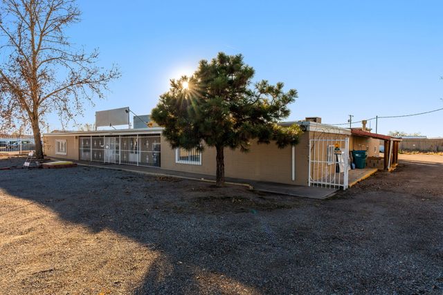 3821 Commercial Street NE, Albuquerque, NM 87107