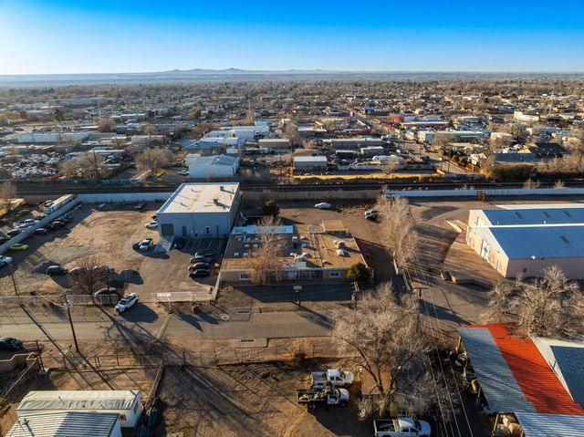 3821 Commercial Street NE, Albuquerque, NM 87107