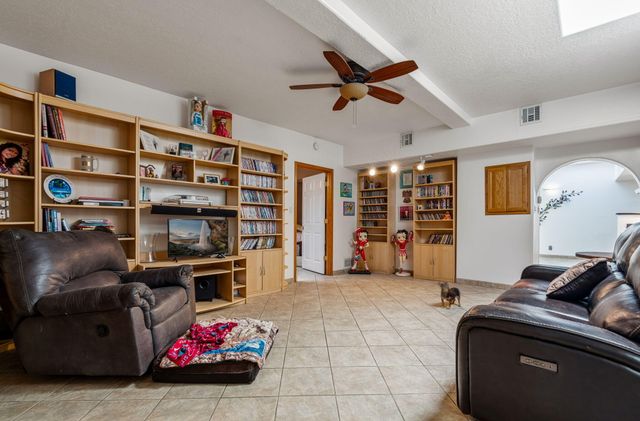 3821 Commercial Street NE, Albuquerque, NM 87107