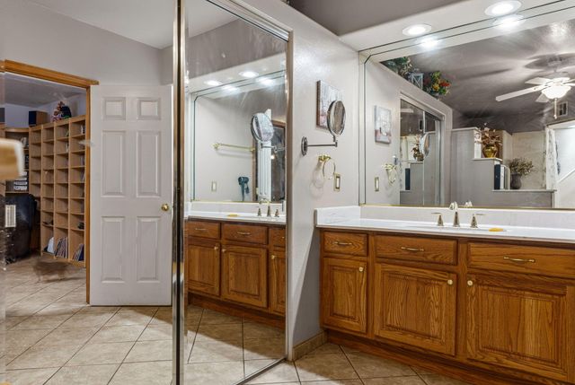 3821 Commercial Street NE, Albuquerque, NM 87107