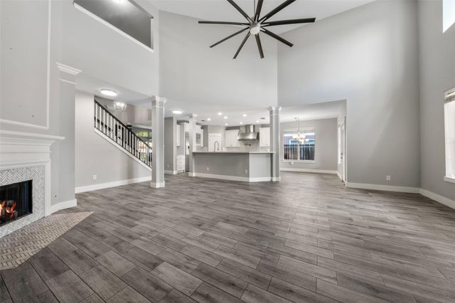 3004 Autumn Creek Drive, Friendswood, TX 77546