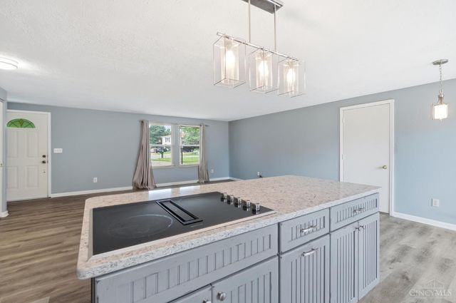 7660 Topridge Drive, West Chester, OH 45069