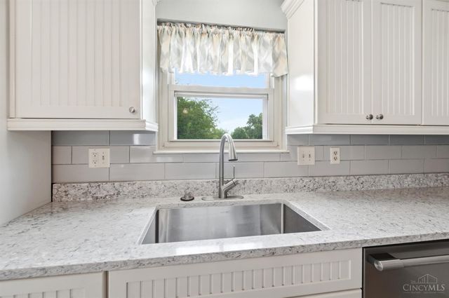 7660 Topridge Drive, West Chester, OH 45069