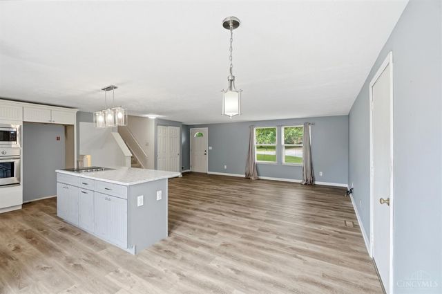7660 Topridge Drive, West Chester, OH 45069