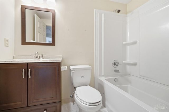 7660 Topridge Drive, West Chester, OH 45069