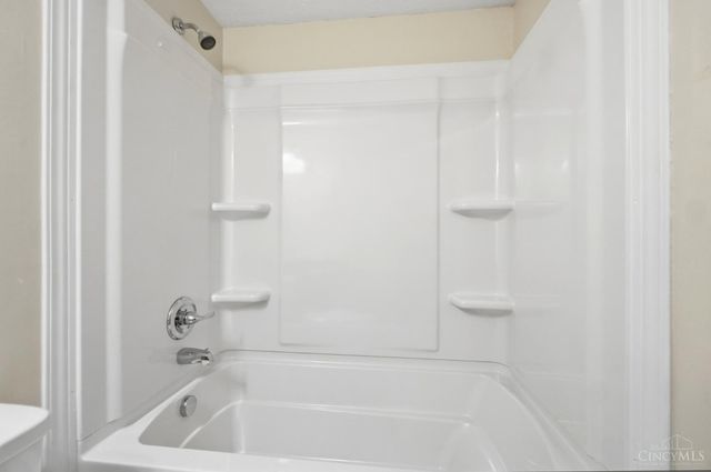 7660 Topridge Drive, West Chester, OH 45069