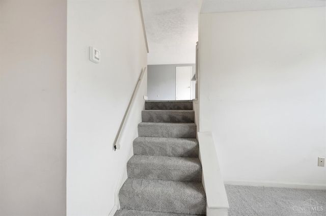 7660 Topridge Drive, West Chester, OH 45069