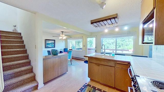 6910 Cliff Avenue SW, Longbranch, WA 98351