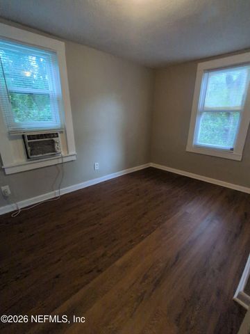 1551 W 33RD Street 2, Jacksonville, FL 32209
