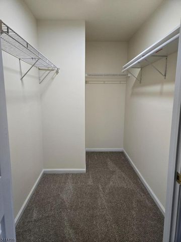 206 Pinelli Dr, Piscataway Twp., NJ 08854