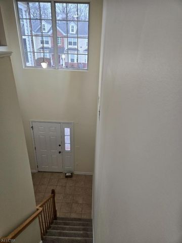 206 Pinelli Dr, Piscataway Twp., NJ 08854