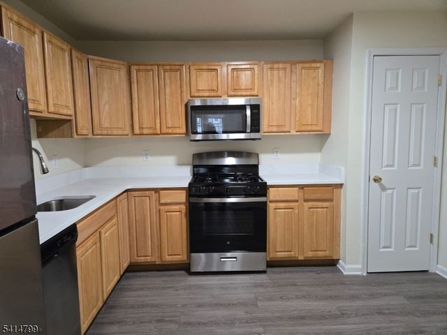 206 Pinelli Dr, Piscataway Twp., NJ 08854