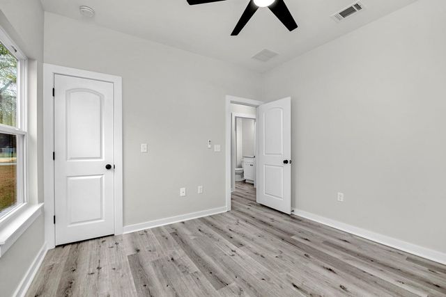 3154 Auburn Road, Crestview, FL 32539