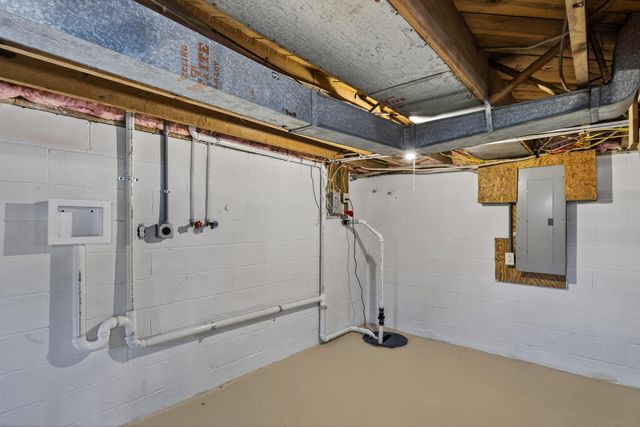 74 Summit, Burnside, KY 42519