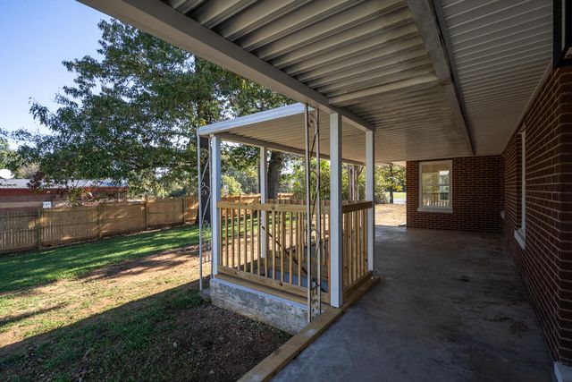 74 Summit, Burnside, KY 42519