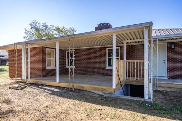 74 Summit, Burnside, KY 42519