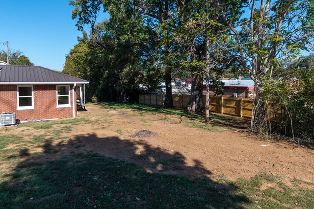 74 Summit, Burnside, KY 42519