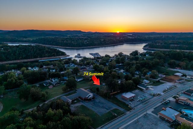 74 Summit, Burnside, KY 42519