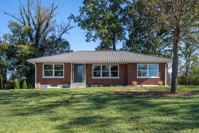 74 Summit, Burnside, KY 42519