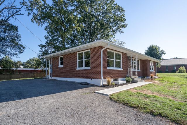 74 Summit, Burnside, KY 42519
