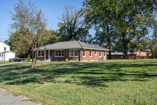 74 Summit, Burnside, KY 42519