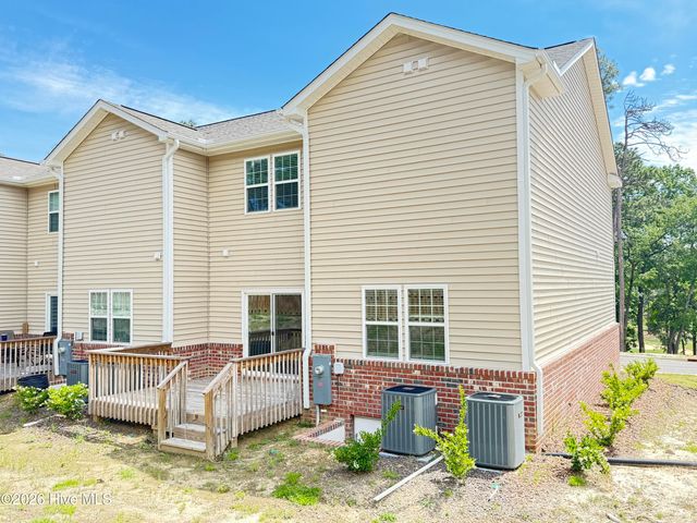 842 Ducks Landing, Southern Pines, NC 28387