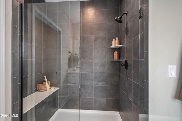 18 Dahlia Drive, Clifton Park, NY 12065