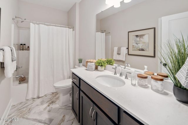 18 Dahlia Drive, Clifton Park, NY 12065