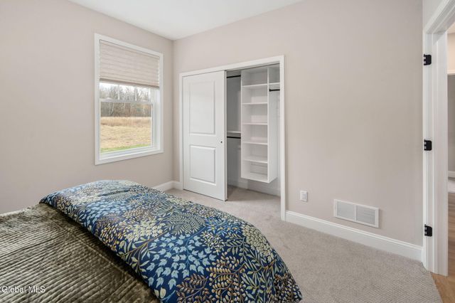 18 Dahlia Drive, Clifton Park, NY 12065