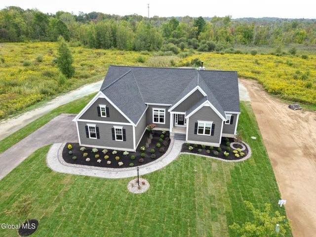 18 Dahlia Drive, Clifton Park, NY 12065