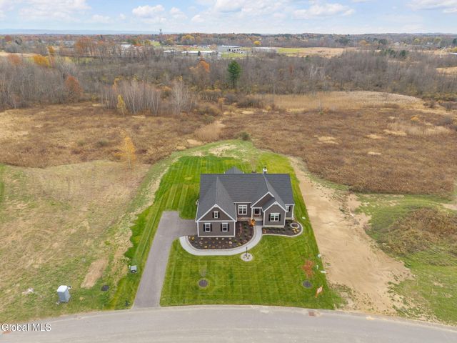 18 Dahlia Drive, Clifton Park, NY 12065