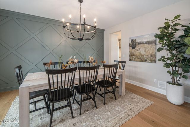 18 Dahlia Drive, Clifton Park, NY 12065